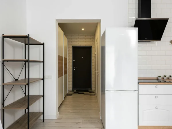Largeur standard frigo : bien choisir pour votre cuisine