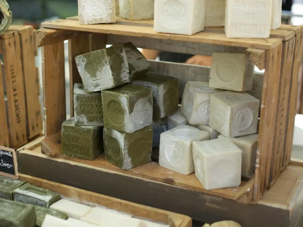 Savon noir pour lessive : guide complet et conseils pratiques