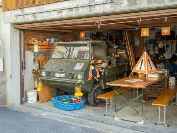 Construire un garage en bois : guide pratique et conseils